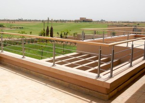 balustrade 3 barres sur terrasse